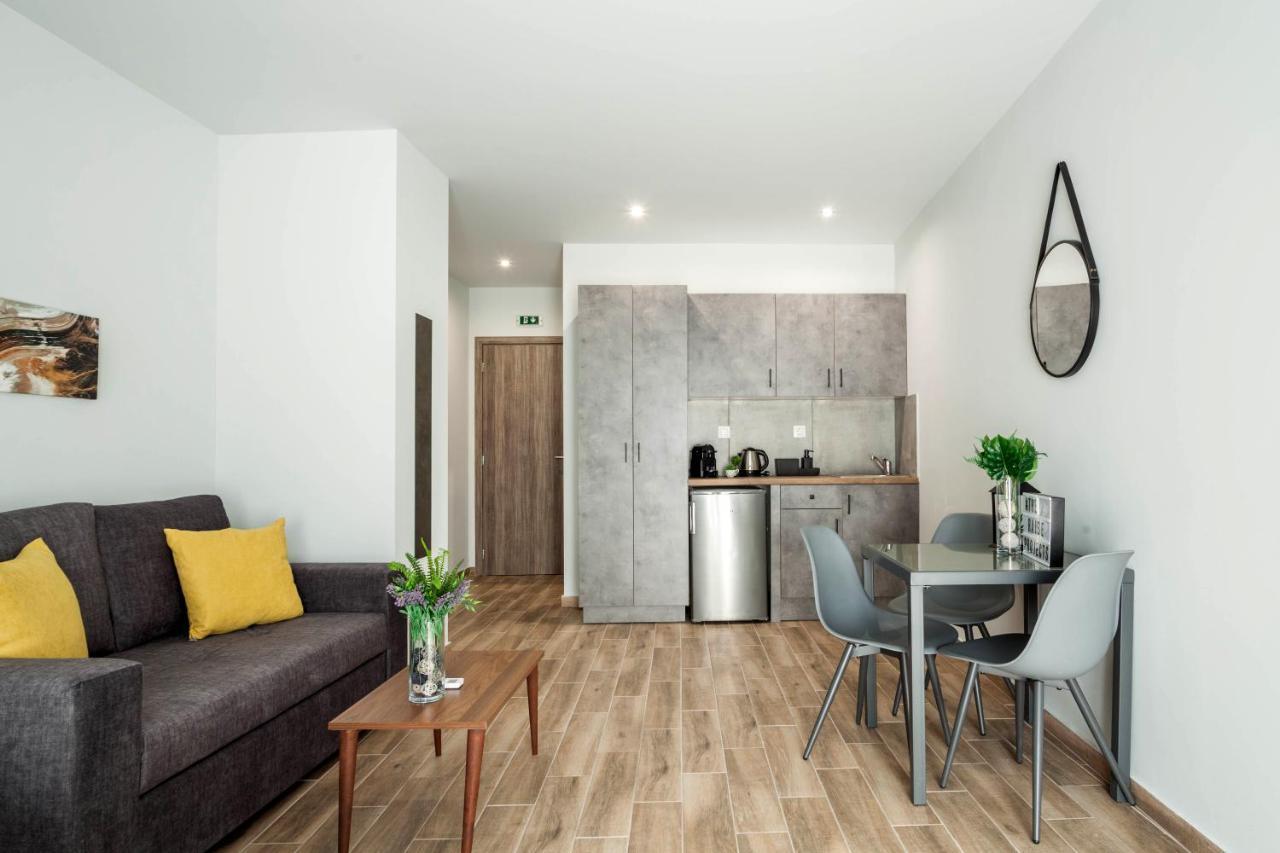 Raise Heraklion Boutique Apartments ภายนอก รูปภาพ